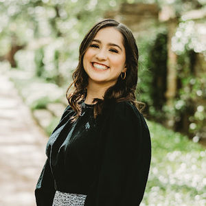 Meet your Posher, Hannah l
